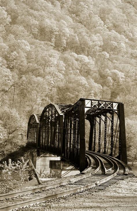 Old train bridge stock photo. Image of perspective, crossing - 17144630