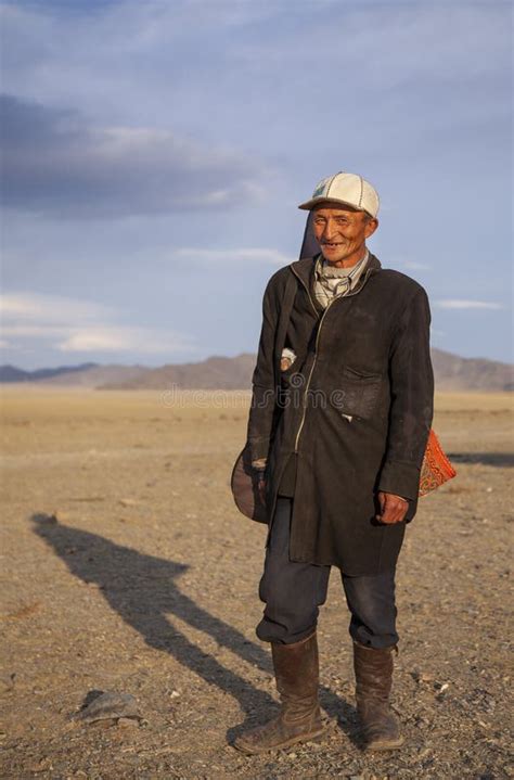 Mongolian Nomad Man Editorial Stock Image Image Of Naure 143506854