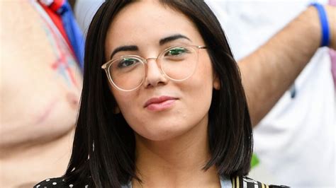 Agathe Auproux En Vacances En Gr Ce Elle S Clate En Bikini Femme Actuelle Le Mag