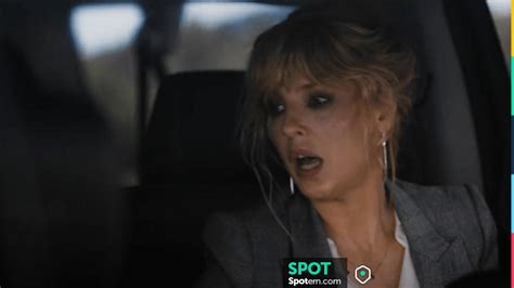 Chan Luu Beveled Pendant Necklace Worn By Beth Dutton Kelly Reilly As