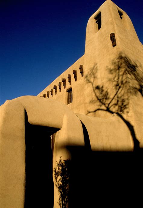 In Santa Fe, City, Sky and History - The New York Times