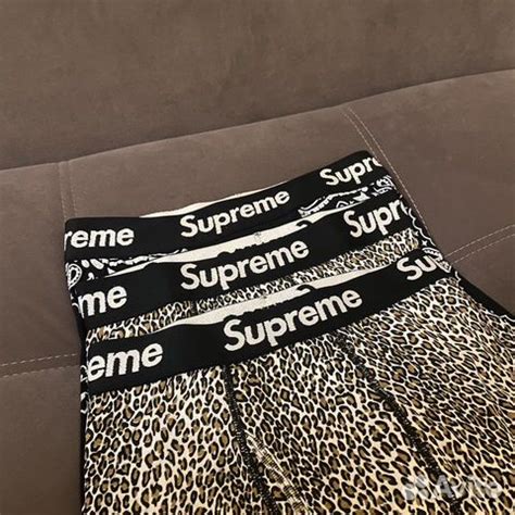 Трусы supreme оригинал купить в Москве с доставкой | Личные вещи | Авито