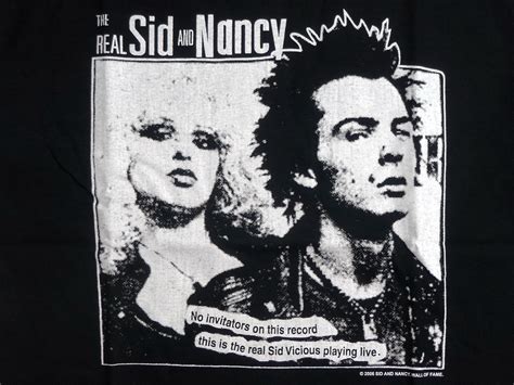 ロックTシャツ Sex Pistols セックス ピストルズ The Real SID and NANCY wft 0384 アパレルの卸