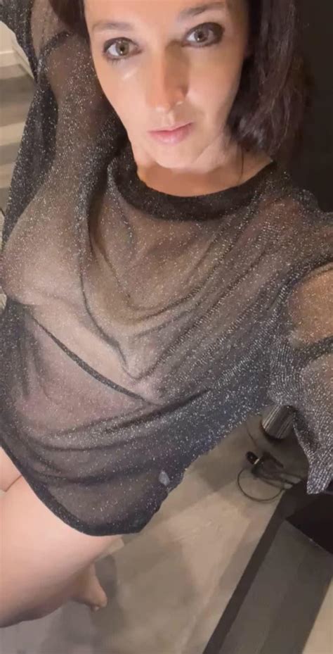 Do You Like Seeing Me Naked R Clubmilfs