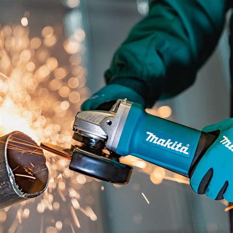 Makita 9558HP 5in Paddle Switch Angle Grinder with AC/DC Switch 9558HP ...