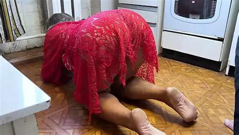 Milf Speelt Met Grote Kontplug In Haar Kont Xhamster