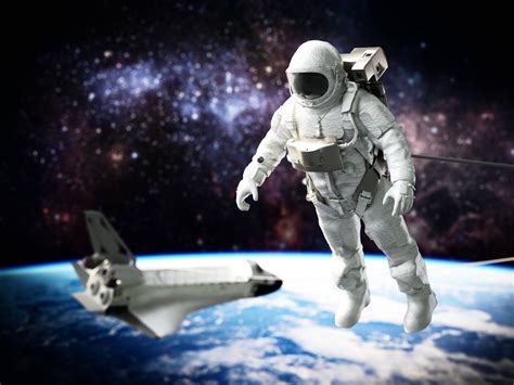 Space Travel and Moon Tours to Become Common by 2075