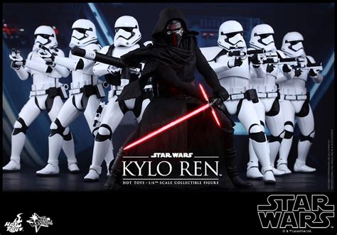 Star Wars The Force Awakens Kylo Ren Hot Toys Figure Details Diskingdom