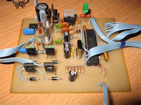 РС интерфейс для радиолюбительской спутниковой поворотки.