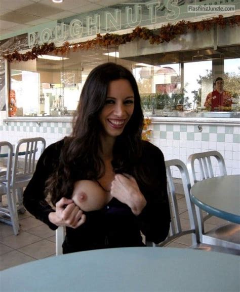 Smiling Brunette Doughnuts Restaurant Boobs Flash Pics Public Flashing Pics From Google Tumblr