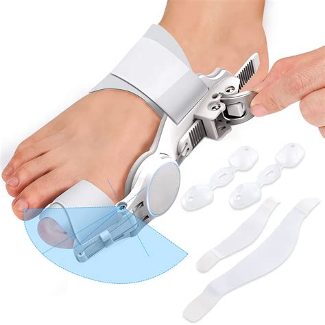 The Best Bunion Correctors Of 2024, Per Reviews And Feet Experts