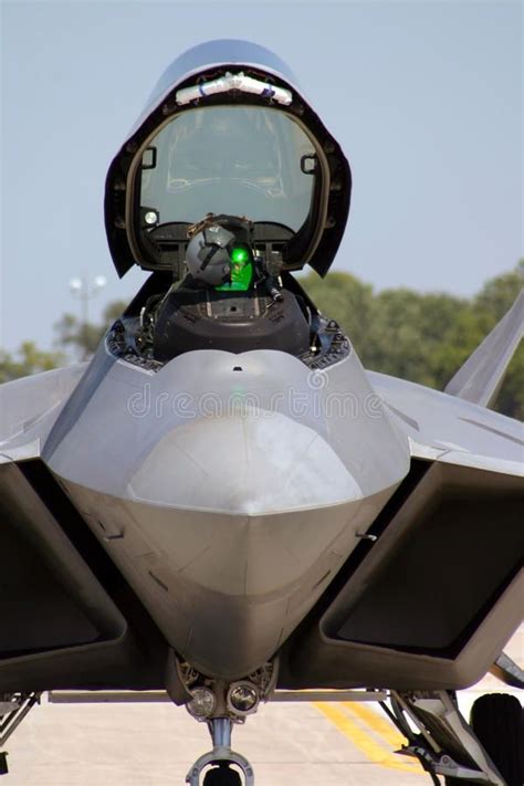 F-22 Raptor Stealth Fighter Cockpit View