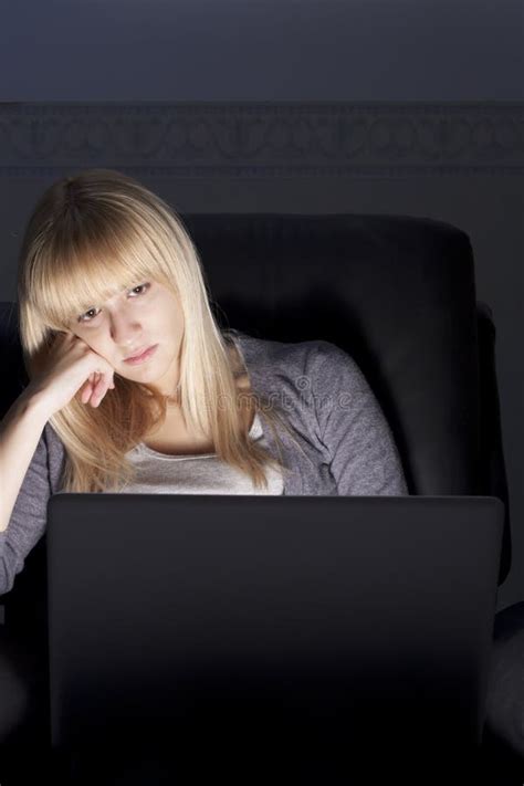 6 933 Blonde Bored Stock Photos Free Royalty Free Stock Photos From Dreamstime