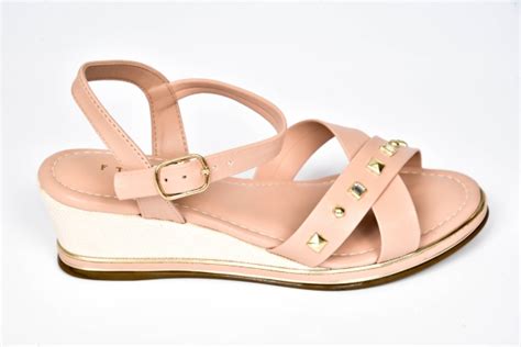 Anabela Pir Mide Baixa Nude Tamanhos Ft Rna Sapatos Numera O Especial