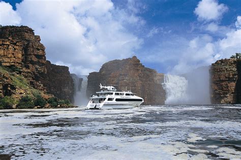 Luxury Cruises In Australia True North Adventure Cruises