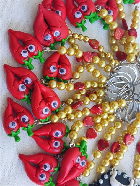 Chaveiro Biscuit Chá de Lingerie Pimentinha calcinha e Sutiã