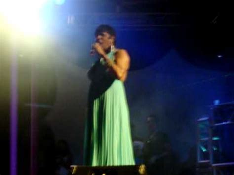 Eu quero é rola Silvetty Montilla no Gay Day 2008 YouTube