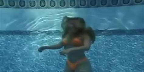 Sexy Bikini Girl Drowning Underwater Tnaflix