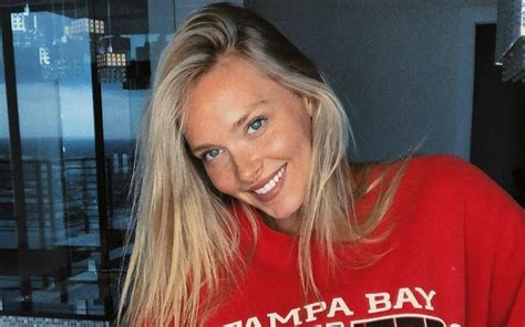 Camille Kostek 5 Years With Her Boyfriend, Rob Gronkowski (Net Worth)