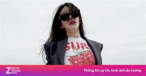 Hot girl mặt mộc lăng xê mốt lộ chân ngực Lifestyle ZNEWS VN