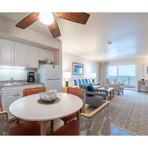 Southern California Beach Club Redweek