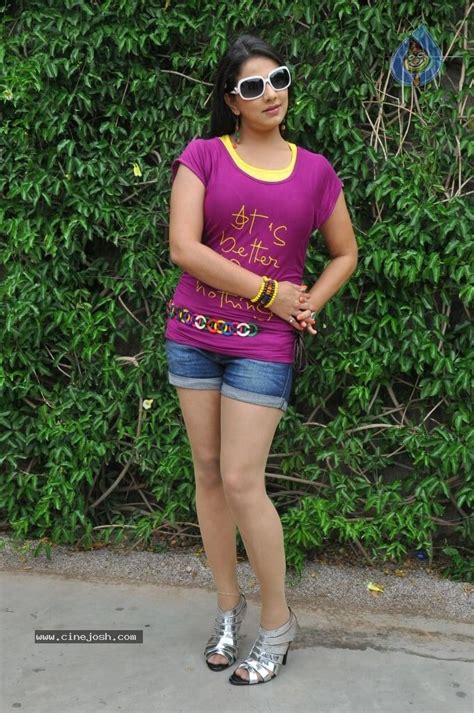Shivani Hot Stills Photo Of