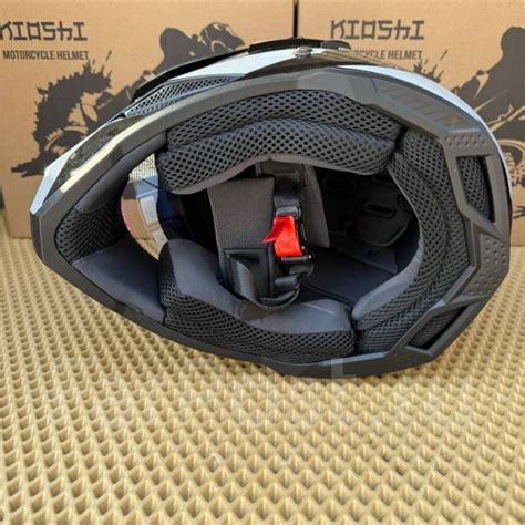 Шлем Kioshi, новый, в наличии. Цена: 4 500₽ в Уссурийске