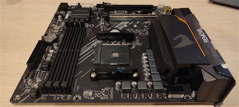 Материнская плата GIGABYTE B550M AORUS ELITE (AM4, mATX) — купить по ...