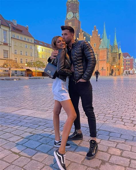 Waleria Szewczyk z Love Island w bikini bez stanika Pokazuje gołe piersi na wakacjach we Francji