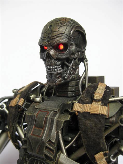 Desmond Collection Hot Toys Endoskeleton T Pt