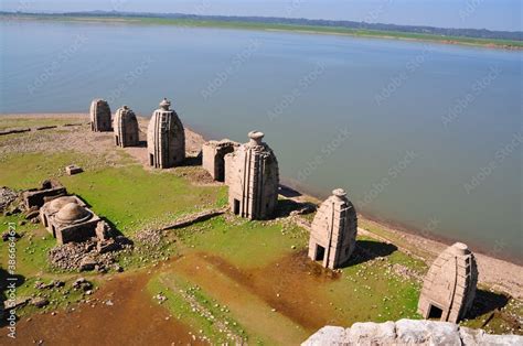 Bathu Ki Ladi Are Ancient Hindu Temple Ruins That Lay Submerged Under