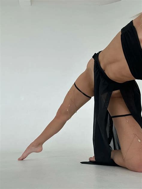 My Hot Long Legs 4 Nude Pics XHamster