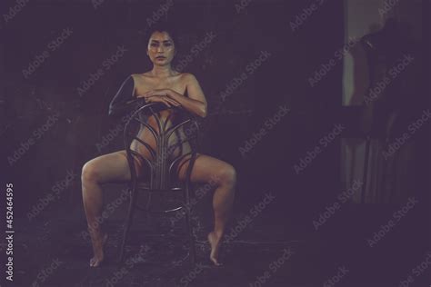 Naked women without clothes posing sexy and charming Stock 写真 Adobe Stock