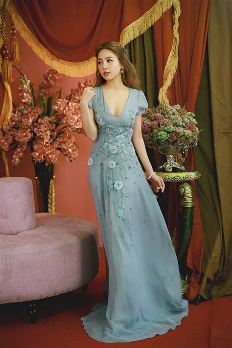 Khoe vòng một nóng bỏng hot girl Trâm Anh hé lộ dự định tương lai tiến thân showbiz