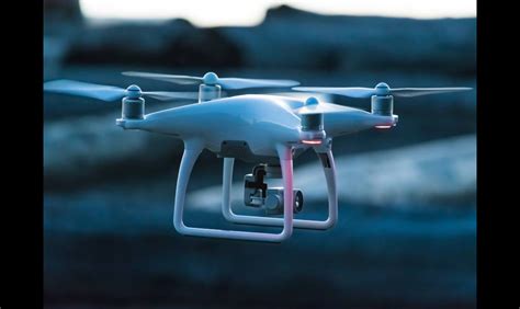 Брянские пограничники взорвали украинский дрон электронным ружьём