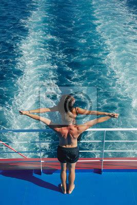 Nude Couple Passionate Couple Kissing Boy And Girl Having Leinwandbilder Bilder Lippe Ass