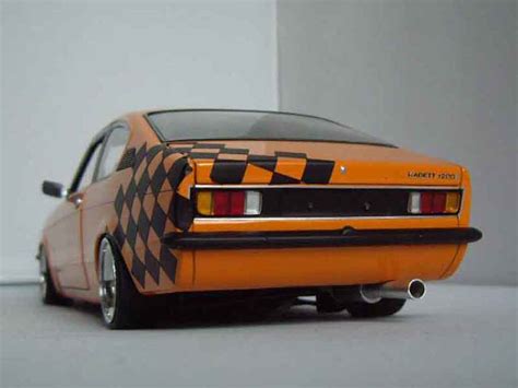 Modellino In Miniatura Opel Kadett Coupe Minichamps Coupe Sr