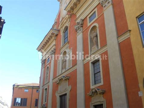 Locale Commerciale Modena Rif Immobiliare It