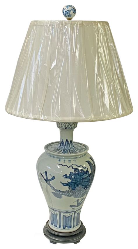 Chinese Blue White Dragon Graphic Vase Shape Porcelain Table Lamp