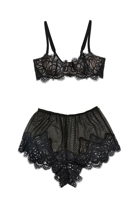 You Ll Fall In Love With These Pretty Lingerie Sets Essence Essence