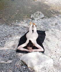 Nacktes Reifes Weib Am Fluss Zb Porn