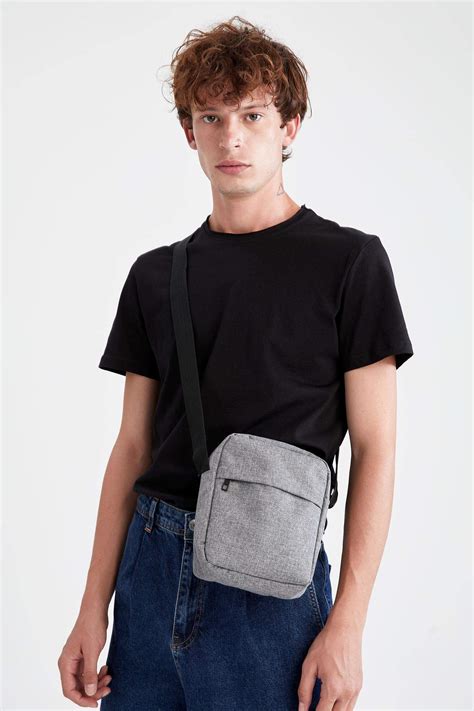 серый Мужчины Сумка через плечо для мужчин 2314571 | DeFacto