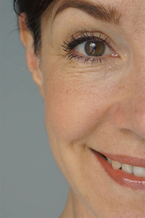 Absolut Non Toxic Mineral Make Up Mit Nude By Nature Schminktante All About Beauty