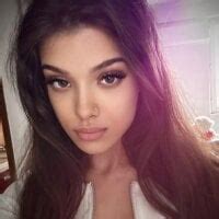 BabyAylin Cam Model Free Live Sex Show Chat Stripchat