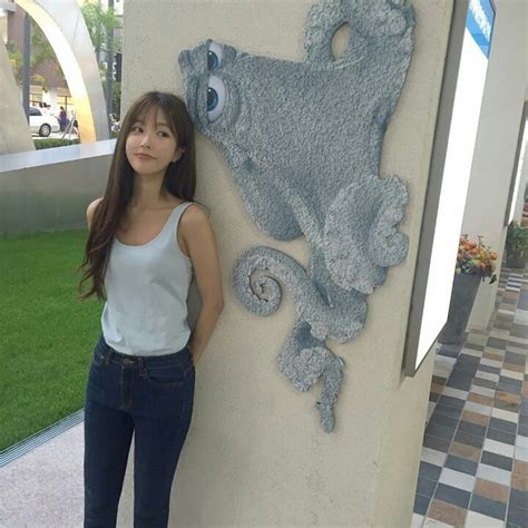 Qu N Cafe T Ng L I Nhu N Nh N Nh N Vi N Xinh Nh Hot Girl