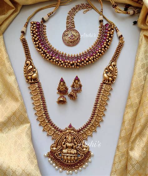 Traditional Temple Lakshmi Nagas Bridal Set South India Jewels Gold