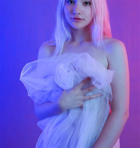 LunaGrey21 Cam Model Free Live Sex Show Chat Stripchat