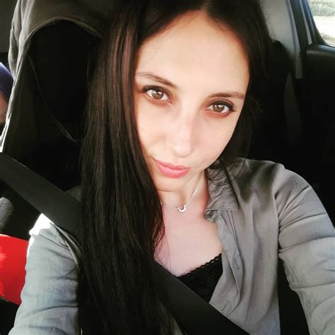 Amazing Amateur Girls Mixed Nudes ShesFreaky