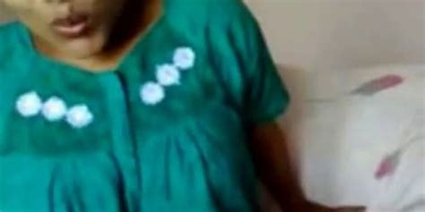 Desi Indian Aunty Removing Her Nighty Goes Nude In Front Of Lover MMs Tnaflix