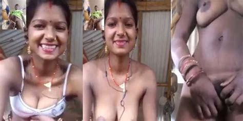 Cute Dehati Wife Nude Show On Video Call